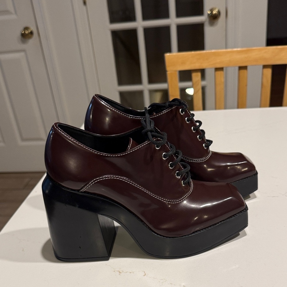Giani Bini Burgundy Platform Shoes